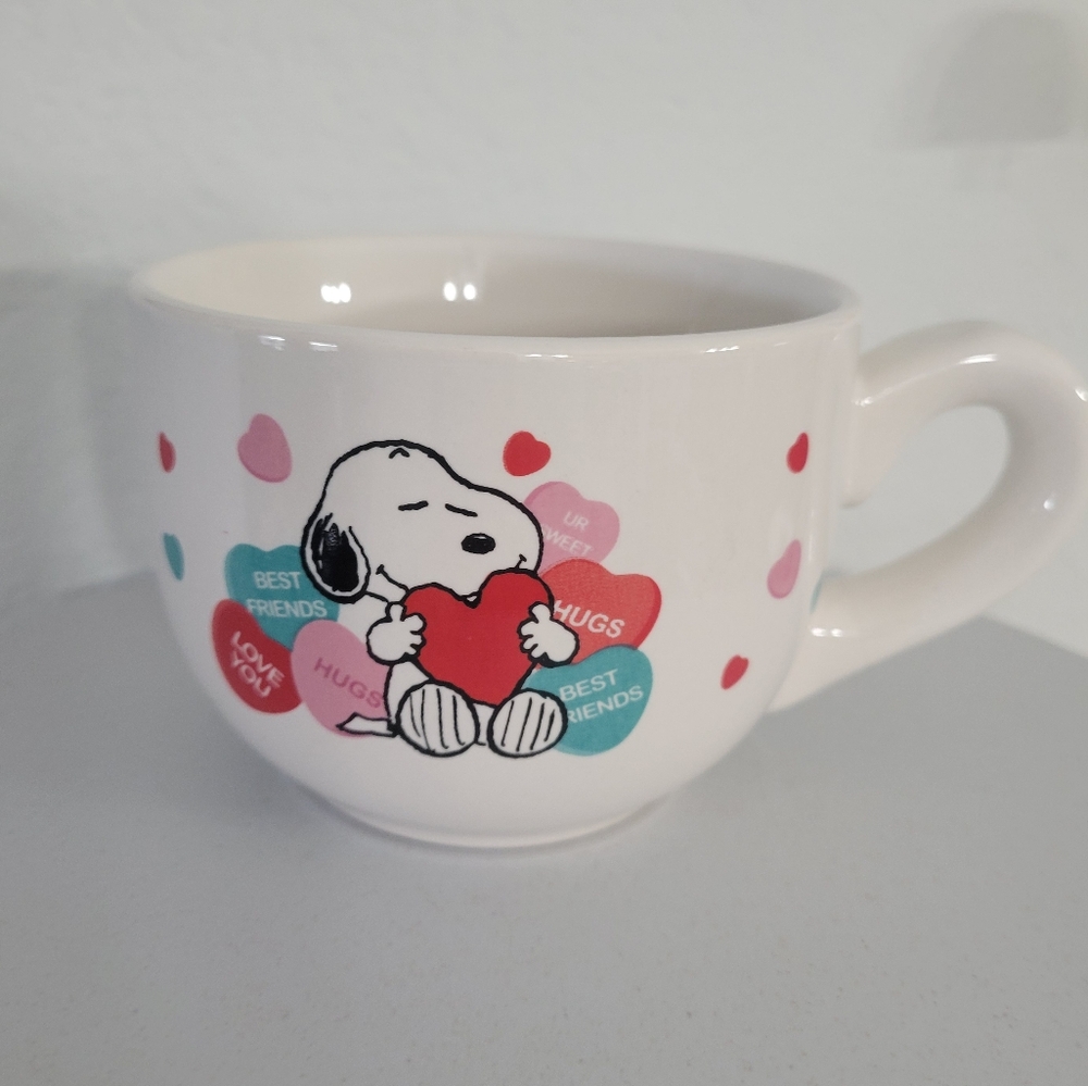 Peanuts Snoopy Valentine's Candy Heart Coffee Mug Large, Hugs Love You Feiends